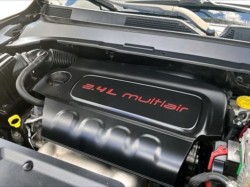Used 2017 Jeep Compass Sport w/ Tech Group FWD image 31