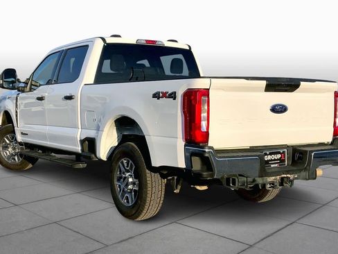 Used 2025 Ford F250 XLT AWD/4WD image 13
