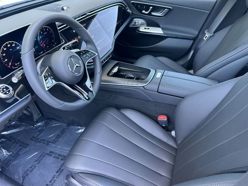 New 2026 Mercedes-Benz E 450 4MATIC Sedan image 10
