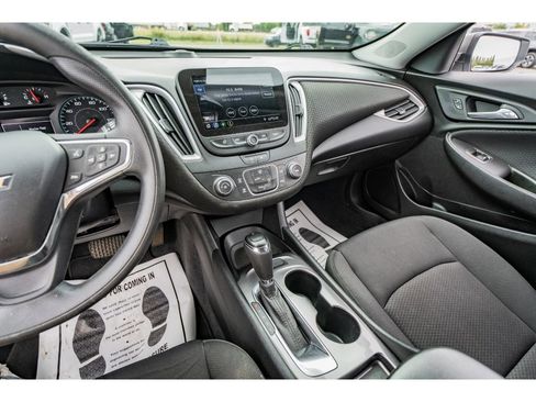 Used 2020 Chevrolet Malibu LS image 15