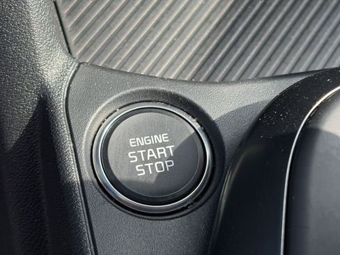 Used 2025 Kia K4 FWD image 20