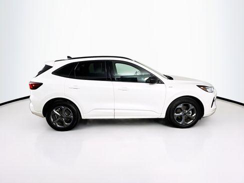 Used 2024 Ford Escape ST-Line w/ Equipment Group 301A image 2