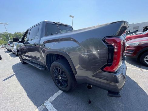 Used 2024 Toyota Tundra Limited AWD/4WD image 12