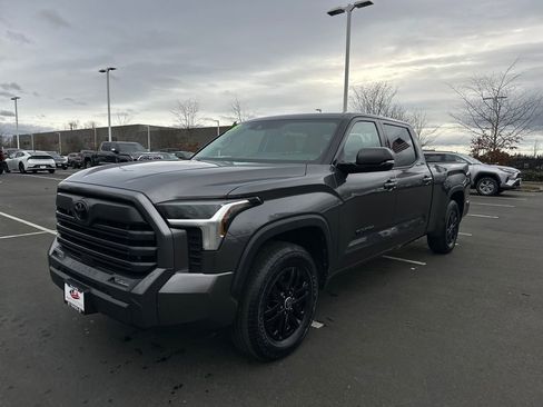 Used 2023 Toyota Tundra SR5 image 7