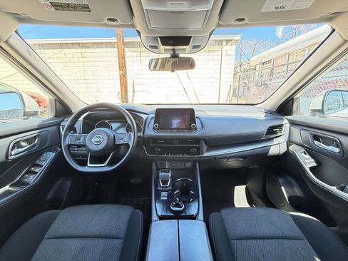 Used 2024 Nissan Rogue SV AWD/4WD image 33