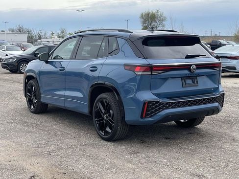 New 2026 Volkswagen Tiguan SE R-Line AWD/4WD image 3