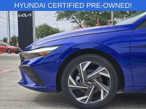 Used 2025 Hyundai Elantra SEL FWD image 10