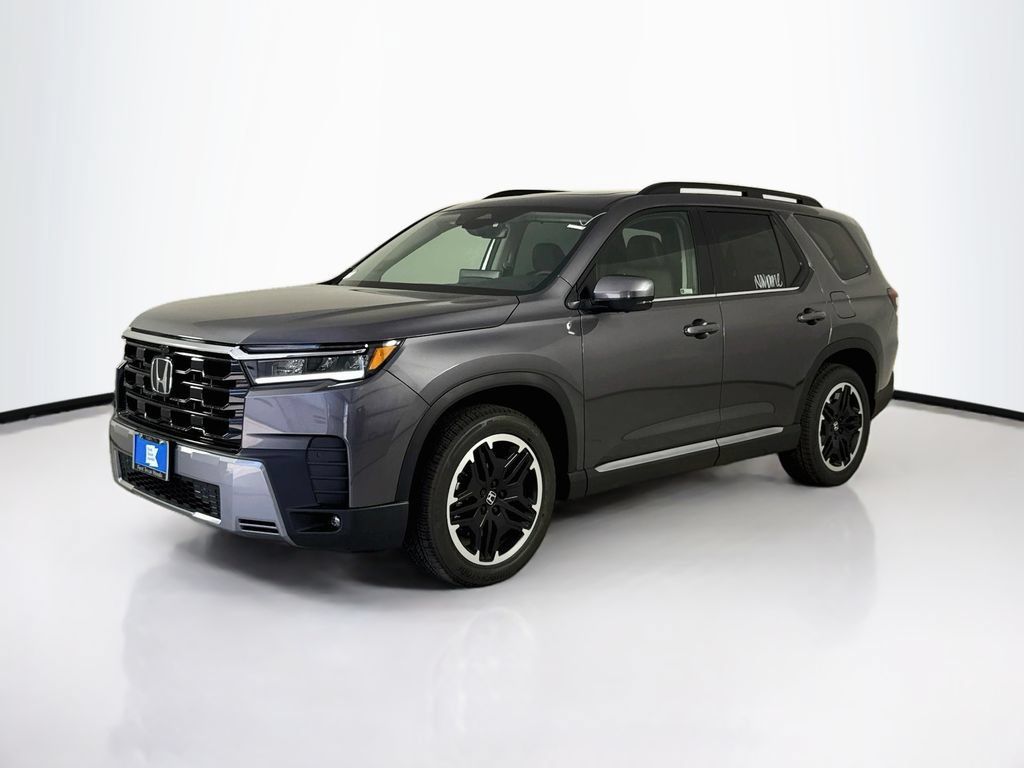 New 2026 Honda Pilot Touring image 3