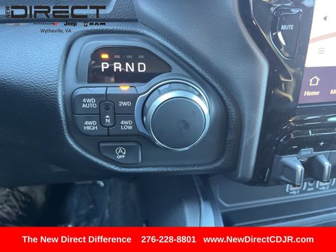 New 2026 RAM 1500 4x4 Crew Cab image 17