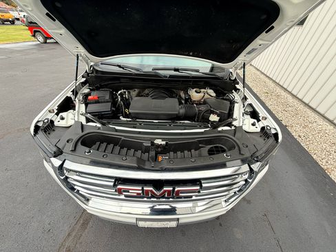 Used 2023 GMC Yukon XL SLT image 24
