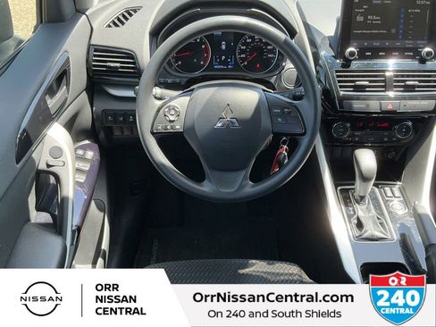 Used 2023 Mitsubishi Eclipse Cross LE AWD/4WD image 14