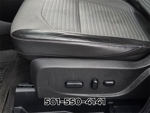 Used 2019 Ford Escape SE image 8