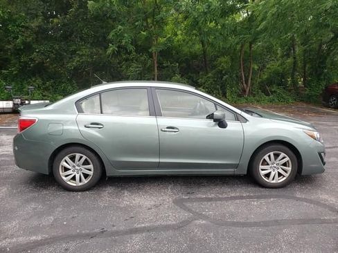 Used 2016 Subaru Impreza 2.0i Premium AWD/4WD image 2
