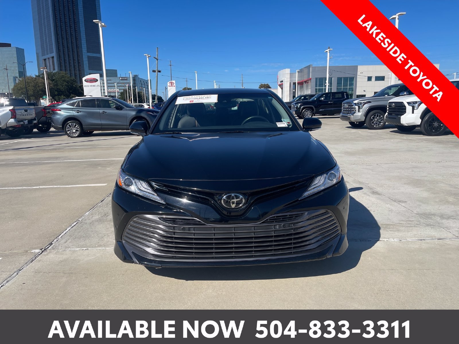 Certified 2018 Toyota Camry XLE FWD image 9
