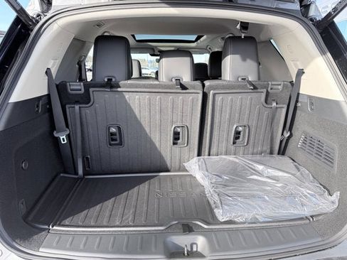 New 2026 Nissan Pathfinder Platinum AWD/4WD image 26