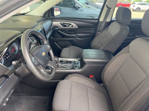 Used 2019 Chevrolet Traverse LS w/ LPO, Floor Liner Package AWD/4WD image 4