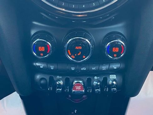 Used 2021 MINI Cooper S w/ Premium Package image 38