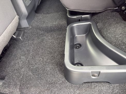 New 2026 Nissan Frontier SV AWD/4WD image 33