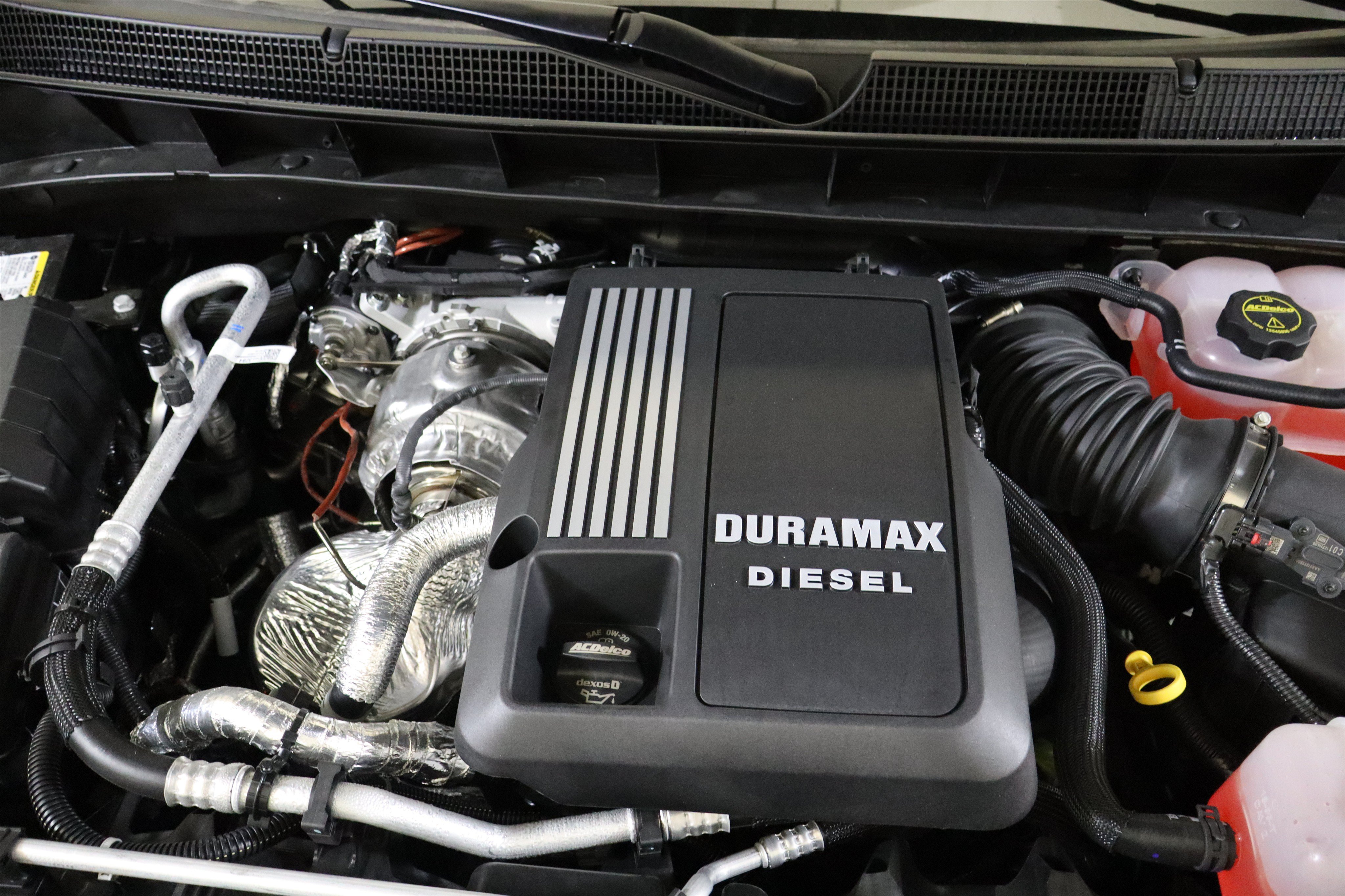 New 2026 Chevrolet Silverado 1500 RST w/ Redline Edition AWD/4WD image 15