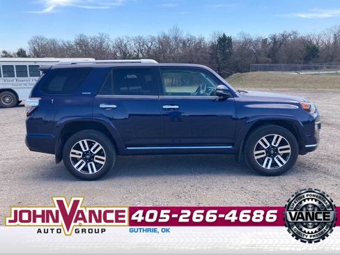Used 2016 Toyota 4Runner Limited image 8