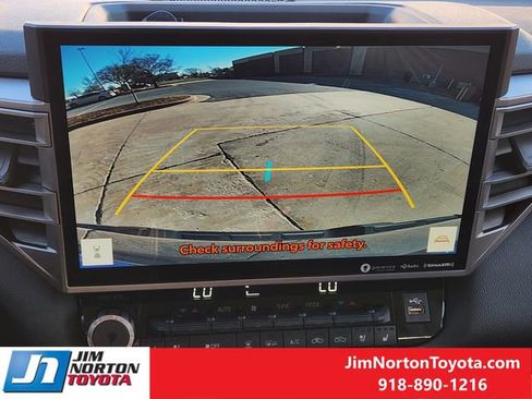 Used 2024 Toyota Tundra Limited image 21