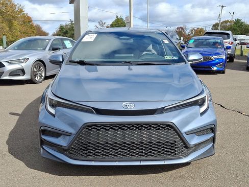 Used 2024 Toyota Corolla SE image 2