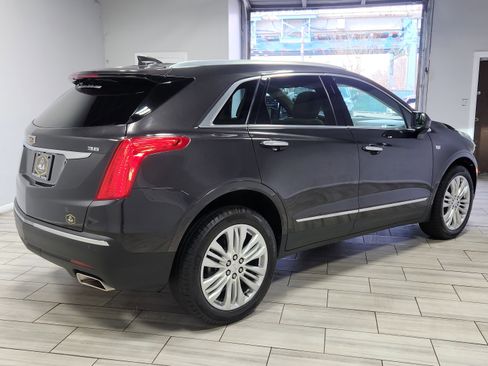 Used 2018 Cadillac XT5 Premium Luxury image 5