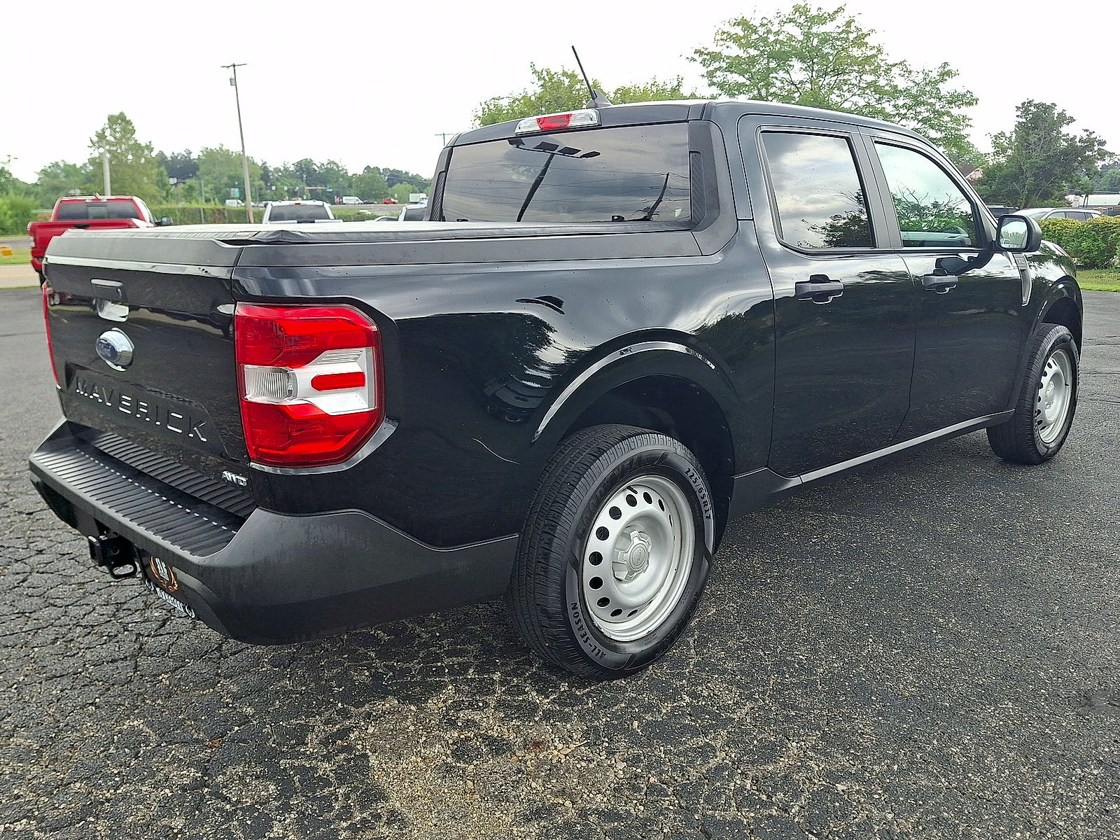 Used 2022 Ford Maverick XL w/ Equipment Group 100A Standard AWD/4WD image 24