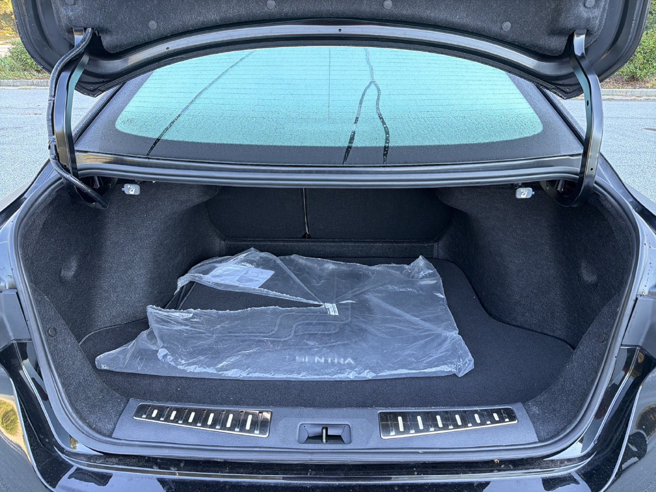 Certified 2026 Nissan Sentra SL w/ Floor Mat Package FWD image 26