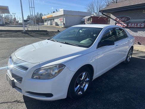 Used 2010 Chevrolet Malibu LS image 4