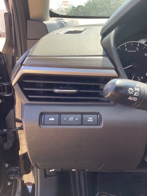 Used 2023 Nissan Altima 2.5 SV AWD/4WD image 12