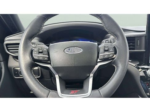 Used 2023 Ford Explorer ST w/ Equipment Group 401A image 17