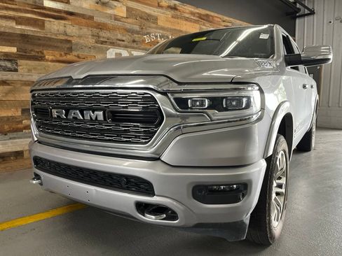 Used 2022 RAM 1500 Limited w/ Body Color Bumper Group AWD/4WD image 13
