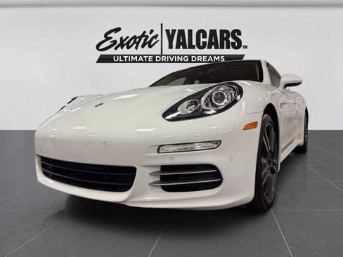 Used 2014 Porsche Panamera 4S w/ Premium Package Plus AWD/4WD image 9