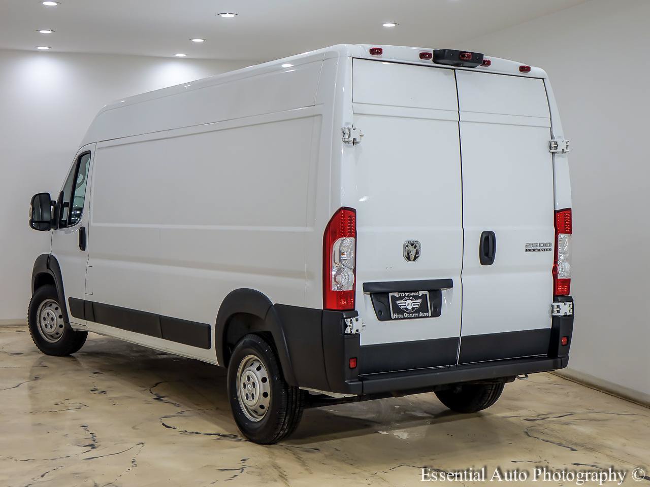 Used 2023 RAM ProMaster 2500 FWD image 6