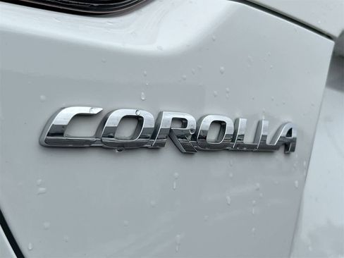 Used 2020 Toyota Corolla LE image 13