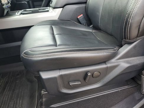 Used 2020 Ford F350 Lariat AWD/4WD image 15