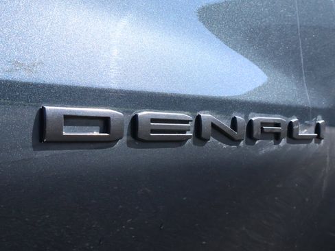Used 2021 GMC Sierra 1500 Denali w/ Denali Ultimate Package AWD/4WD image 30