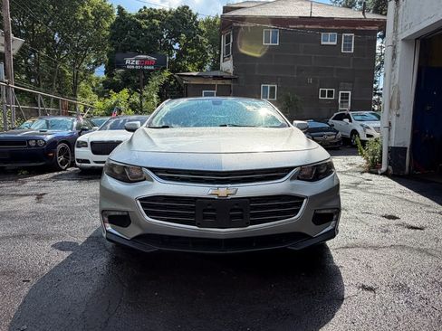Used 2018 Chevrolet Malibu LT FWD image 13
