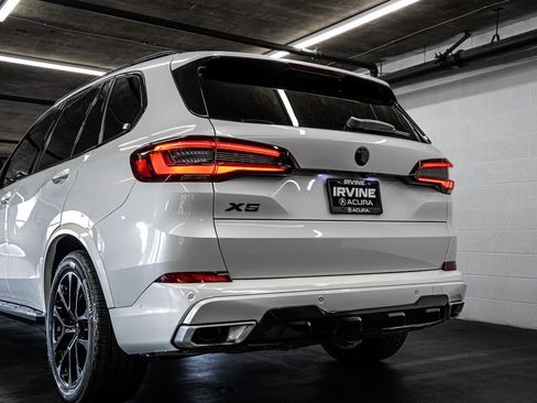 Used 2023 BMW X5 sDrive40i w/ Premium Package RWD image 16