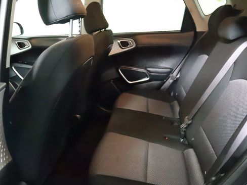 Used 2024 Kia Soul LX w/ Option Group 015 image 44