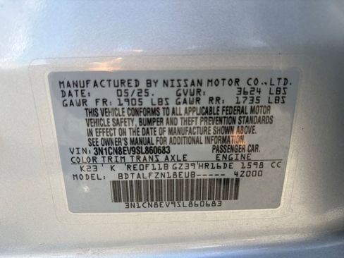 Used 2025 Nissan Versa SV FWD image 27