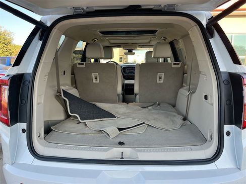 Used 2022 GMC Acadia Denali w/ Denali Ultimate Package image 27