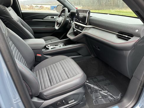 New 2026 Ford Explorer ST-Line w/ ST-Line Street Pack image 48