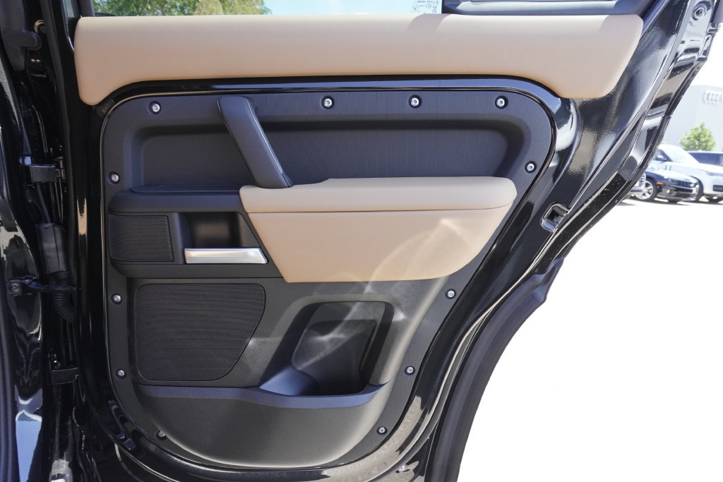 New 2026 Land Rover Defender 110 S AWD/4WD image 25