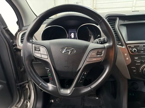 Used 2017 Hyundai Santa Fe Sport FWD image 13