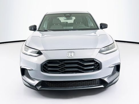 Used 2023 Honda HR-V Sport image 2