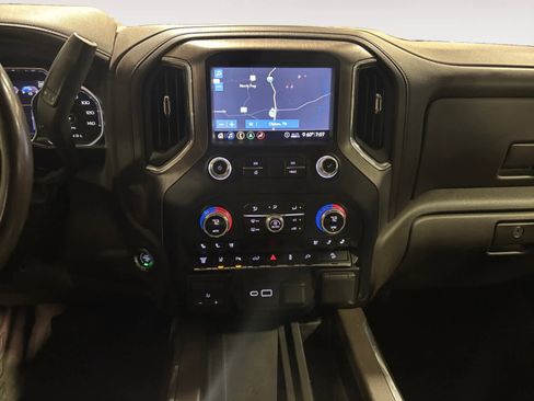 Used 2020 GMC Sierra 2500 Denali w/ Denali Ultimate Package image 12