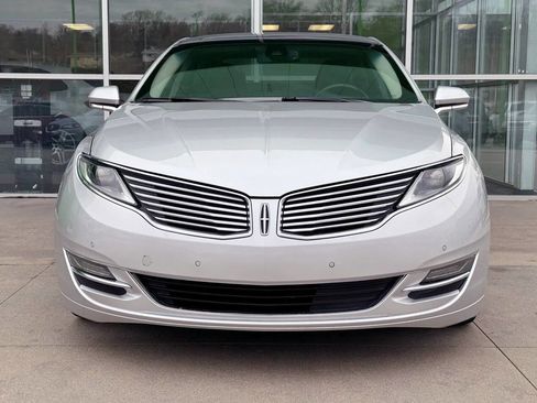 Used 2013 Lincoln MKZ AWD image 2