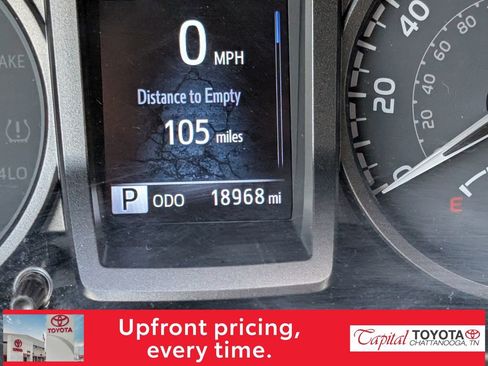 Used 2023 Toyota Tacoma TRD Off-Road AWD/4WD image 19